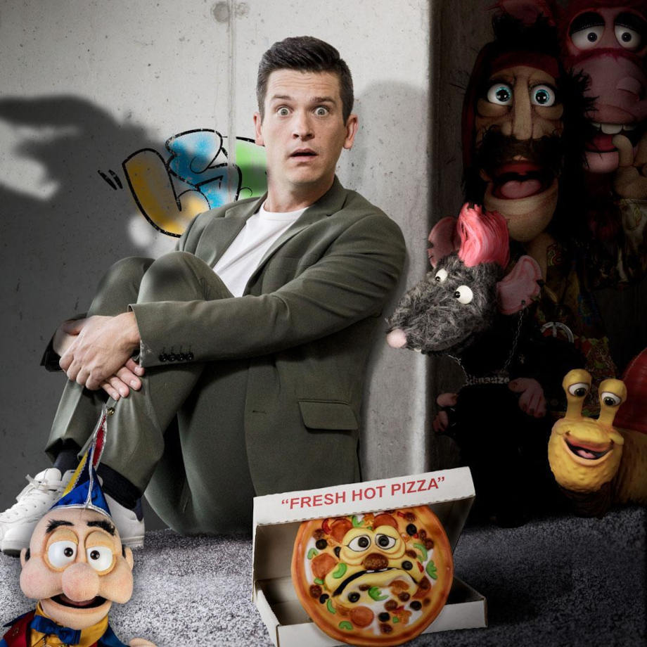 Bild: Tim Becker Puppen - Foto: Peter Schuette